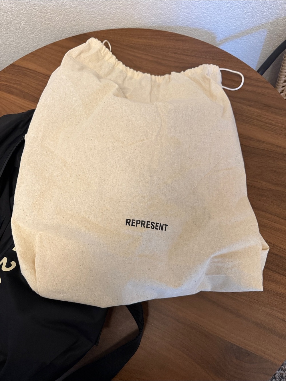 Represent 247 Clo Black Sling Bag - Picture 4 of 5